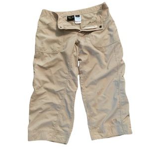 Mountain Hardwear Crop Pants Size 6 Excellent Like New Condition